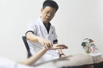 中医心理催眠学     (2)  如何成为心理催眠师